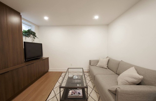 Private Modern Oasis in Toronto