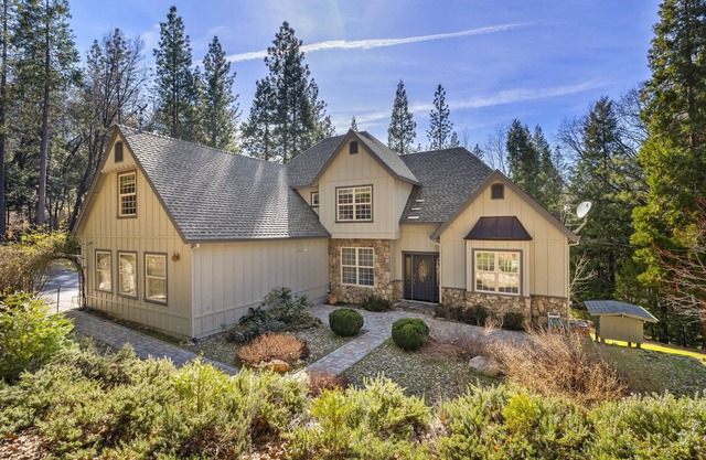 Private Mountain Getaway!