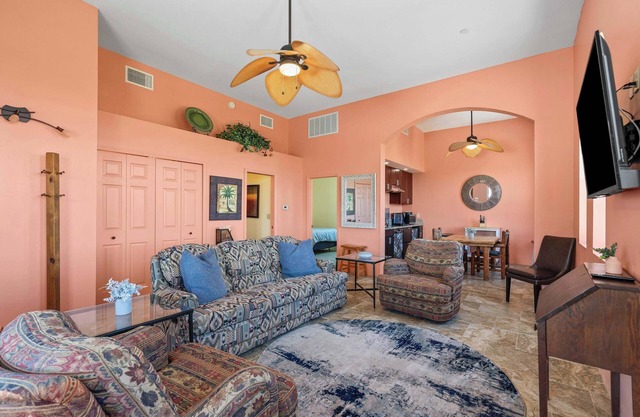 Private Mountain Retreat With Views in Tucson Foothills 1BR/1BA