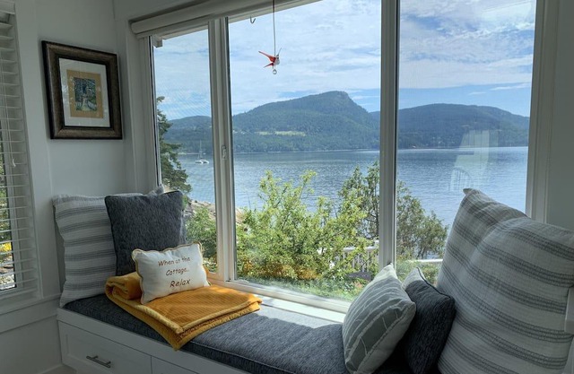 Privater Rückzugsort am Meer, atemberaubende Aussicht auf das Wasser, nur wenige Schritte vom Vesuv entfernt