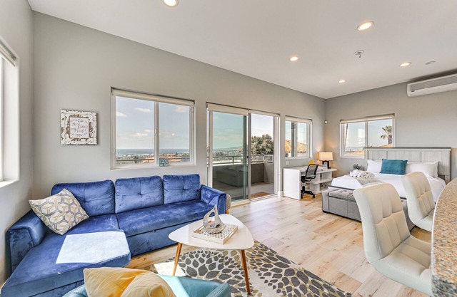 Private Ocean Beach Studio w/ Ocean Views!