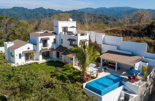 Private, ocean view, gourmet kitchen