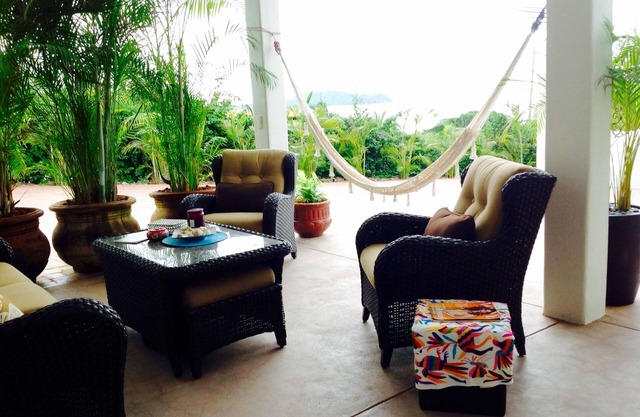 Private Ocean View Casita am Strand von Litibu