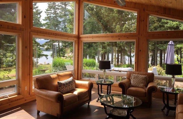 Schönes privates, OCEANFRONT Sommerhaus, 4 Bdrm 3 Bad