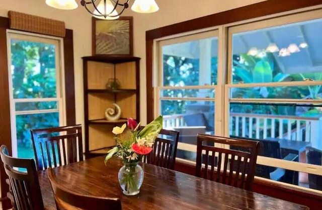 Private paradise organic farm stay with ocean view, nestled in banana grove