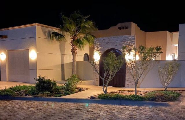 Haus am Meer, nur wenige Meter vom Strand, dem Pool des Resorts, dem Fitnessstudio, dem Spa und dem Restaurant entfernt!