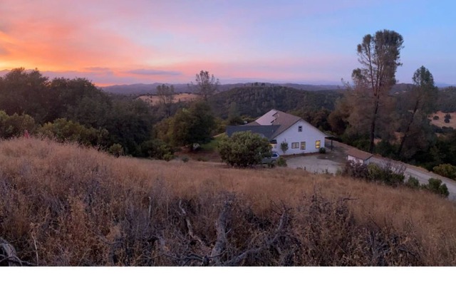 Private, Picturesque Gold Country Getaway