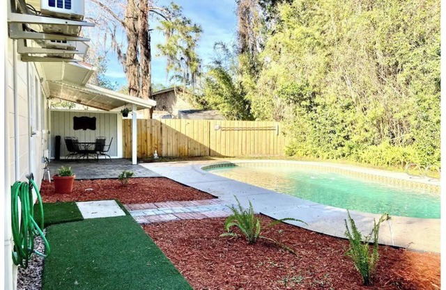 Private Pool and Patio
