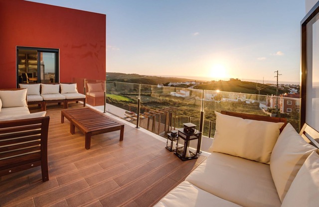 Private pool, chill out spaces, stunning views