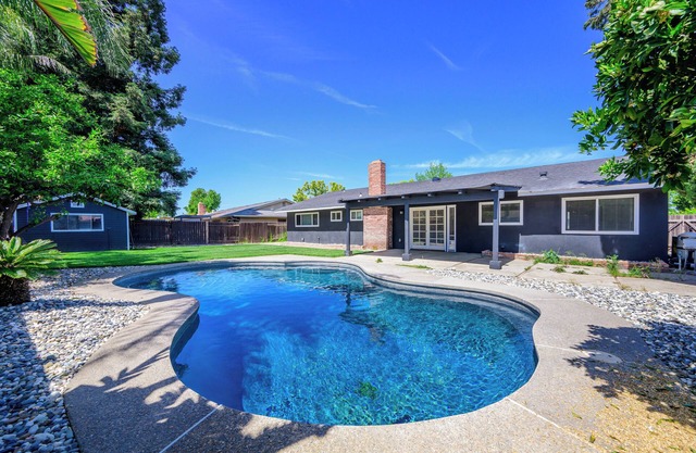 El Oro Serenity Plaza #42354
