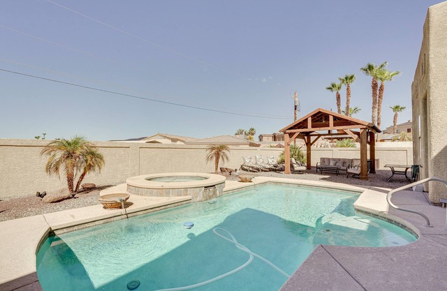 Private Pool & Hot Tub: Lake Havasu City Gem!