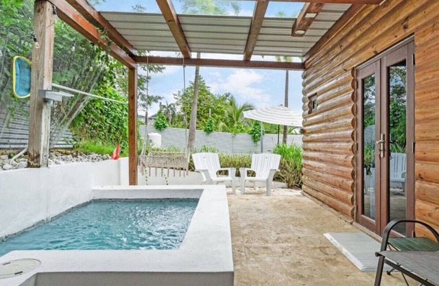 Private Pool in Peaceful Rincón Stay Near It All