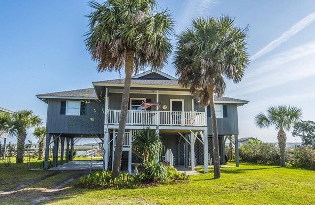 Private Pool; Private Deep Water Dock; Minutes to Beach Access; Expansive Creek/Marsh Views