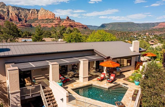 Private Pool & Recreation! UptownHouse of Views