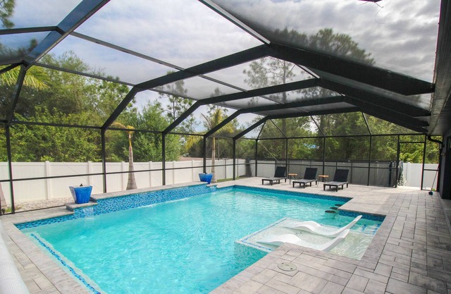 Private Pool, The Grand Palm Villa