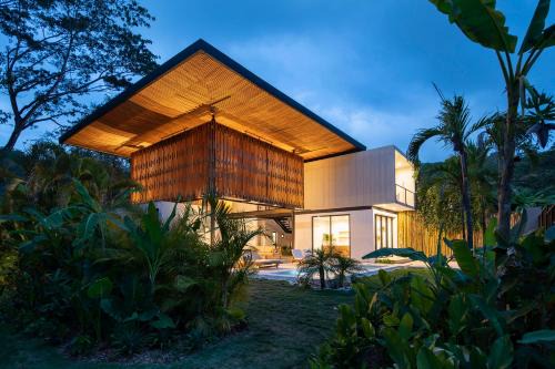 Private Pool Villa near Playa Hermosa Beach