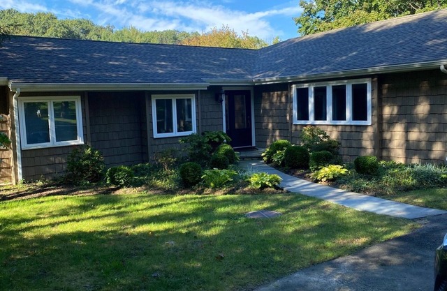 Private Renovated Home Convenient to Sacred Heart & Fairfield Universities