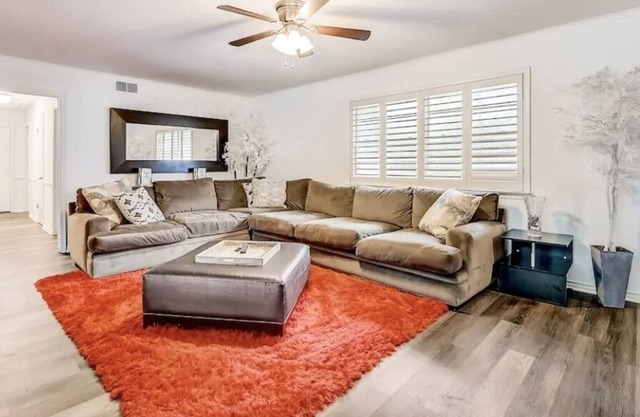 Private Retreat w/ Pool Near Dallas & Lake Hubbard