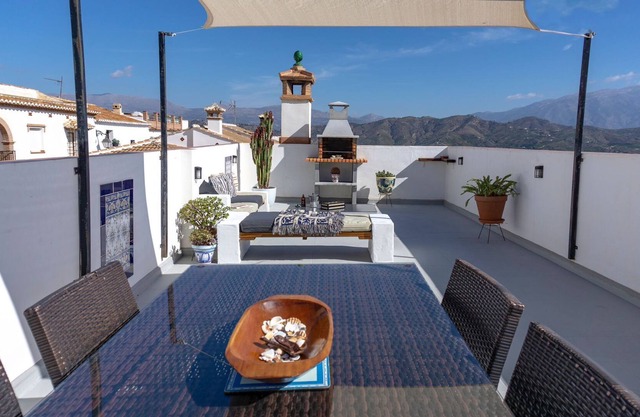 Cútar Haus mit Panoramablick und Dachterrassen