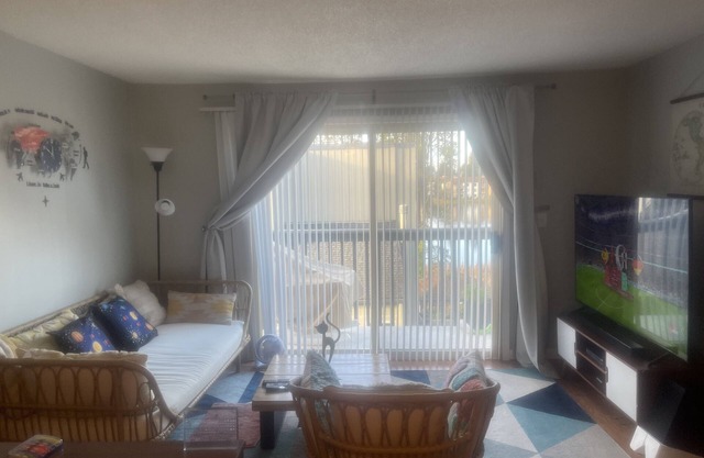 Private Room for Rent in a Beautiful Apartment in Federal Way