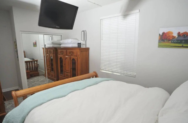 Private Room near Temecula Wine Country