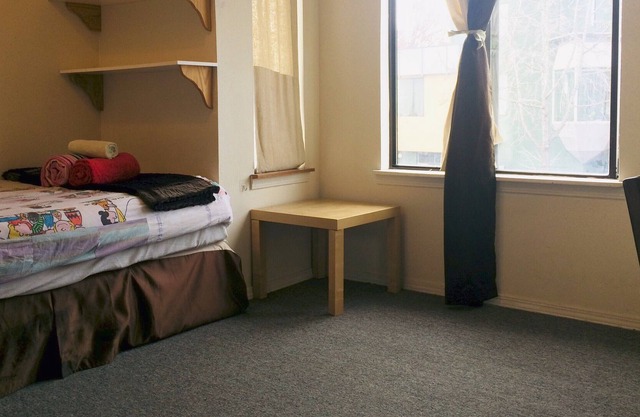 Private room shared bathroom downtown Berkeley