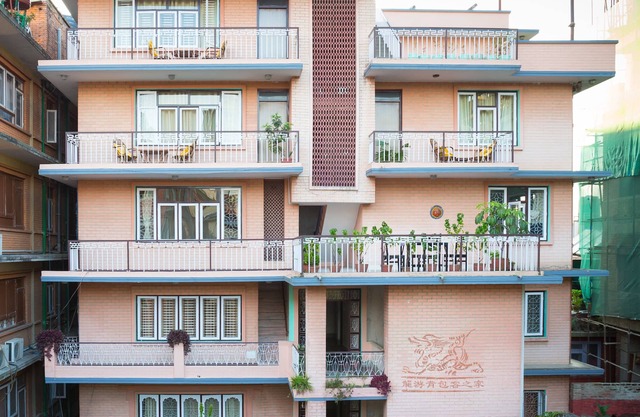 Privatzimmer mit Balkon im zentralen Thamel