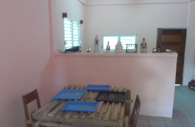 Private Room with your own Private Beach in Seine Bight Village