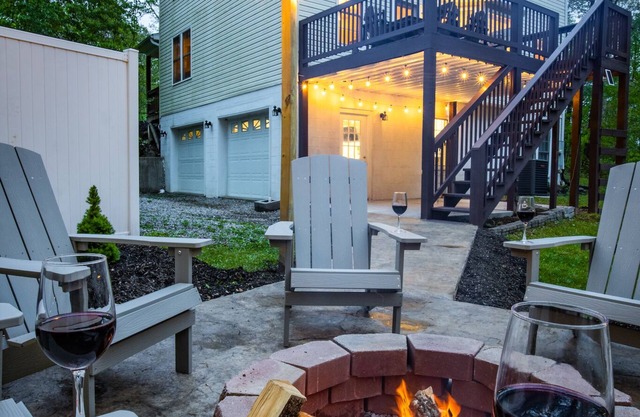 Private Saddleback Retreat - Ultimate Game Room, Hot Tub, Fire Pit