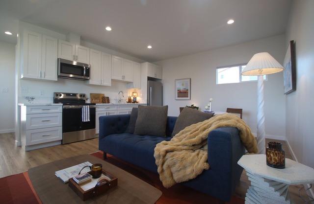 Private San Pedro ADU—Brand-New, Furnished, Safe and Quiet Neighborhood Comfort
