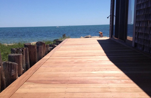 Private Sandy Beach, wirklich Oceanfront, Private Decks, Free Kayak, $ 1700 / wk Familie