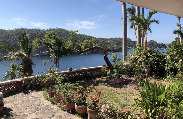 Private Sea Access, Acapulco Gem, Cook included, Amazing Views, Pet Friendly