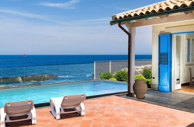 Private Villa am Meer mit Pool