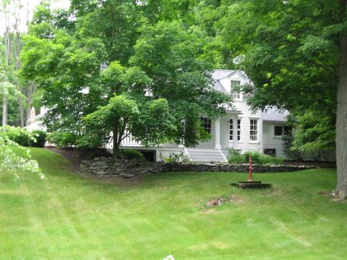 Private setting on country farm near Rhinebeck