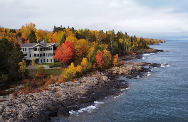 Private Shore/Huge Yard/Game Rm/Fire Pit/Views Lux