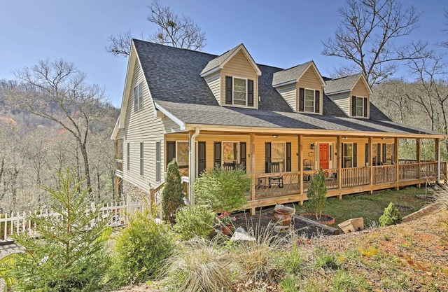 Private Smoky Mountain Home w / Veranda & Peak Ansichten!