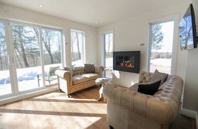 Private Spa| Hiking | Skiing | Mini Chalet Élios
