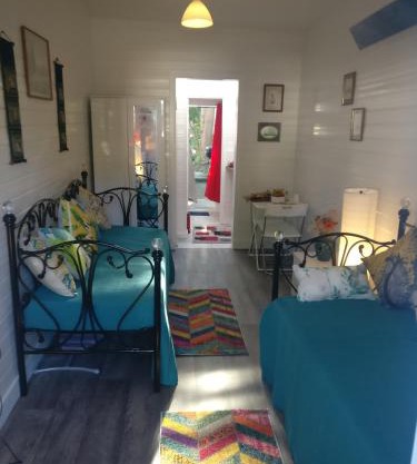 Private Studio Extension with Bathroom and Kitchen