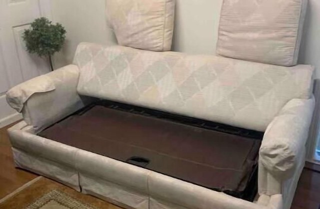 Private suite, separate entrance, central location