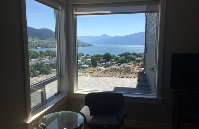 Private Two-Bedroom Suite with Okanagan Lake View