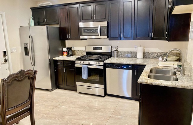 Private Two Bedroom, Two TVs, One Bathroom Casita!