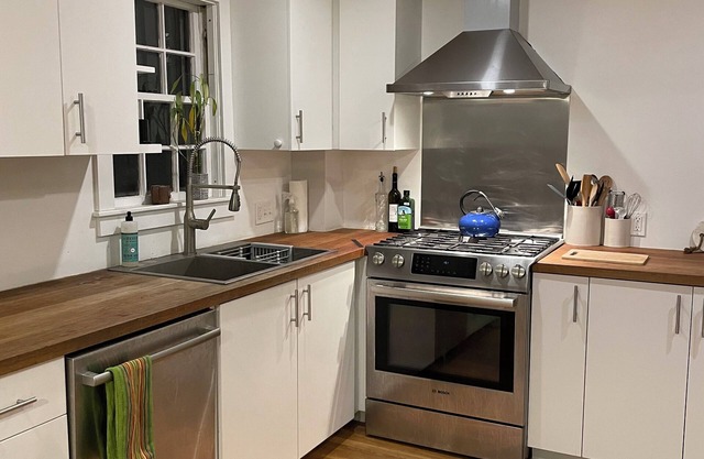 Private two bedroom apartment with backyard