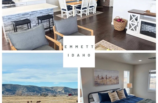 Private Upstairs Apartment with Game Room on 5 Acre Ranch