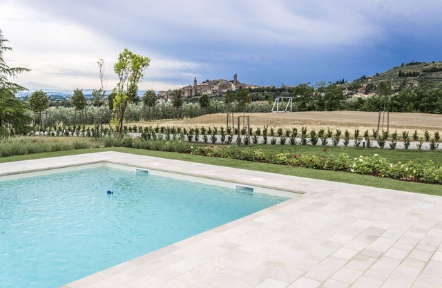 Alleinstehendes Ferienhaus mit W-LAN, privatem Pool, TV, Innenhof, Panoramablick, bei Cortona