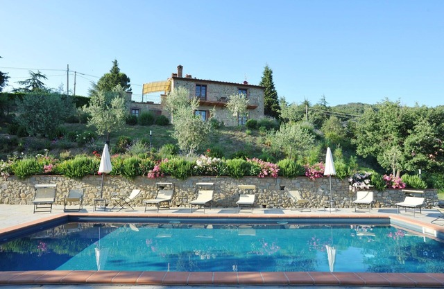Alleinstehendes Ferienhaus mit W-LAN, privatem Pool, Klimaanlage, TV, Terrasse, bei Cortona