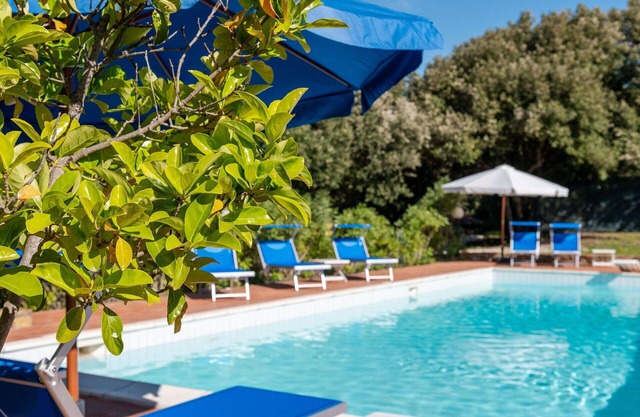 Alleinstehendes Ferienhaus mit privatem Pool, W-LAN, Klimaanlage, TV, Innenhof, Panoramablick
