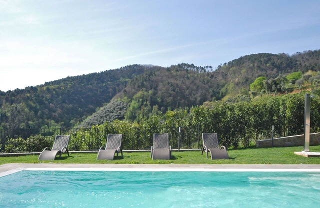 Schönes alleinstehendes Ferienhaus mit privatem Pool, W-LAN, Klimaanlage, TV, Terrasse, bei Lucca