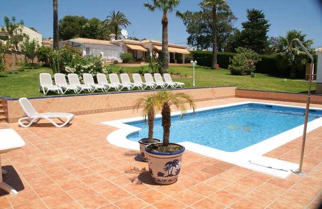 Private Villa mit eigenem Pool und Meerblick