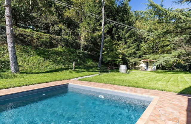 Wunderbares alleinstehendes Ferienhaus mit W-LAN, privatem Pool, TV, Innenhof, bei Greve In Chianti