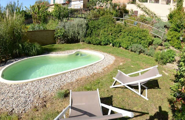 Alleinstehendes Ferienhaus mit Klimaanlage, privatem Pool, W-LAN, TV, Veranda, Panoramablick